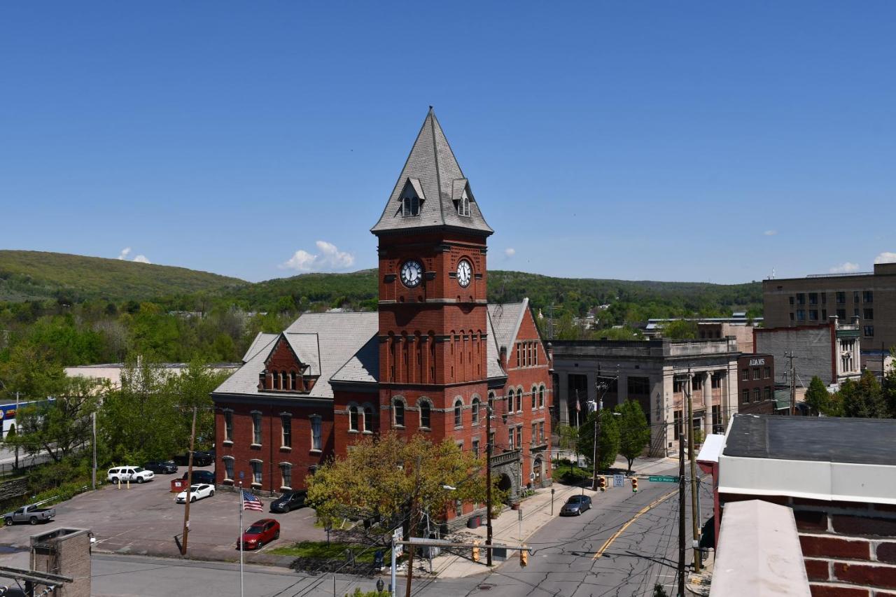 Anthracite Hotel Carbondale